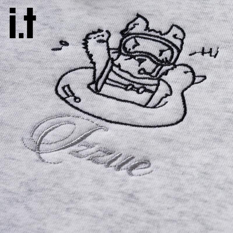 Izzue IT Women's Cartoon Embroidered Fleece-Lined Sweatshirt