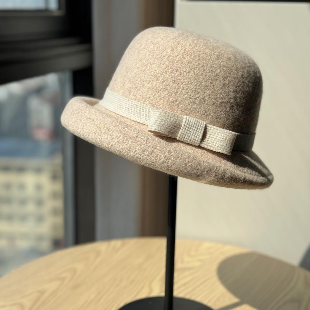 French High End Curled Woolen Mother's Hat for Women Retro Bow Fisherman Hat Autumn and Winter Rich Style Hat