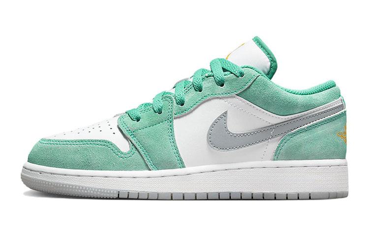 

Jordan Kids Air Jordan 1 Low New Emerald Sneakers DO8244-301 36