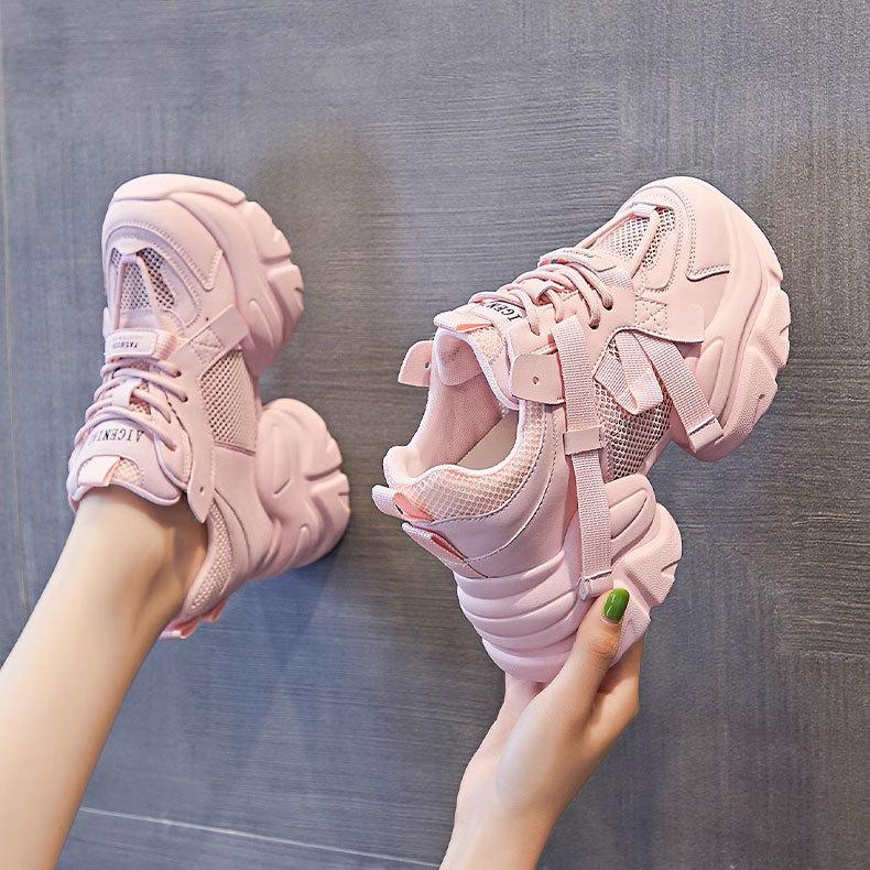

Женские летние кроссовки на платформе, дышащие сетчатые, легкие, нескользящие, повседневные спортивные туфли, увеличивающие рост, спортивная обувь для ходьбы 35 розовый