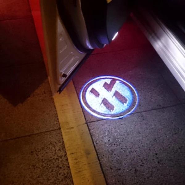 

2pcs AE86 LED Car Door Logo Projector Light For Toyota AE86 GT86 FT86 GTS Car Styling AE86 Welcome Light Toyota Courtesy Light 2PCS