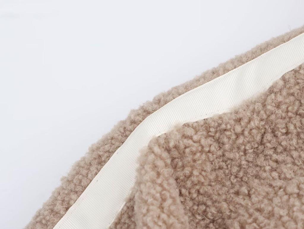 Women's 2024 Winter Camel Lambswool High Neck Zip Jacket with Side Stripe