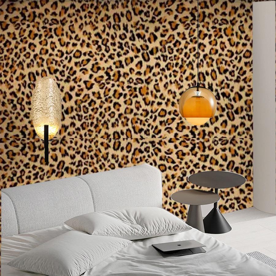 Samolepicí PVC tapeta Shein s leopardím vzorem pro domácí dekoraci.