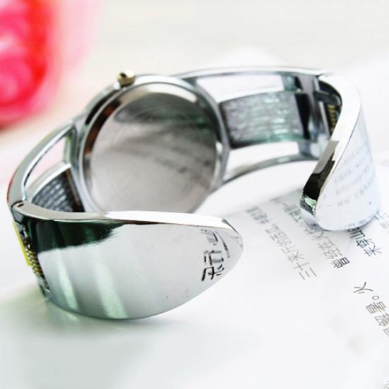 Women Fashion Opening End Quartz Analog Round Case Bracelet Bangle Wrist Watch