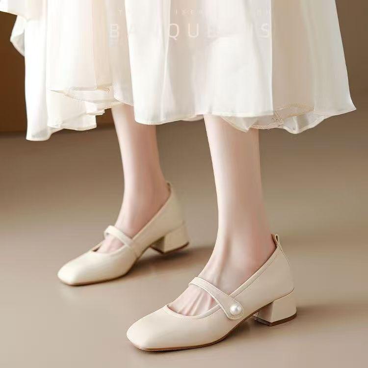 

Pearl square head French Mary Jane shoes soft leather thick heel with skirt temperament single shoes soft sole middle heel fairy shoes gentle 40