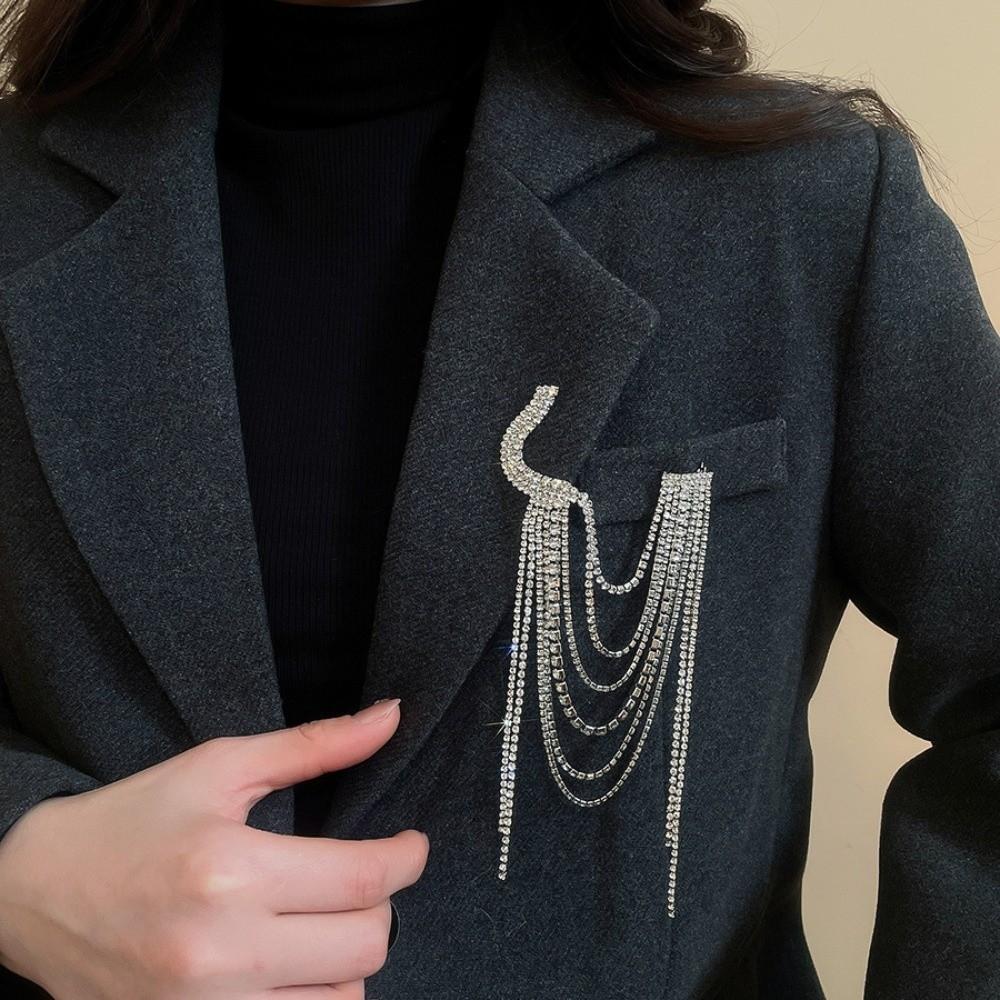 Chaîne à pampilles Broche de col de costume Épaulettes Frange Marquage d'épaule Flash d'épaule Unique Cadeau Unisexe