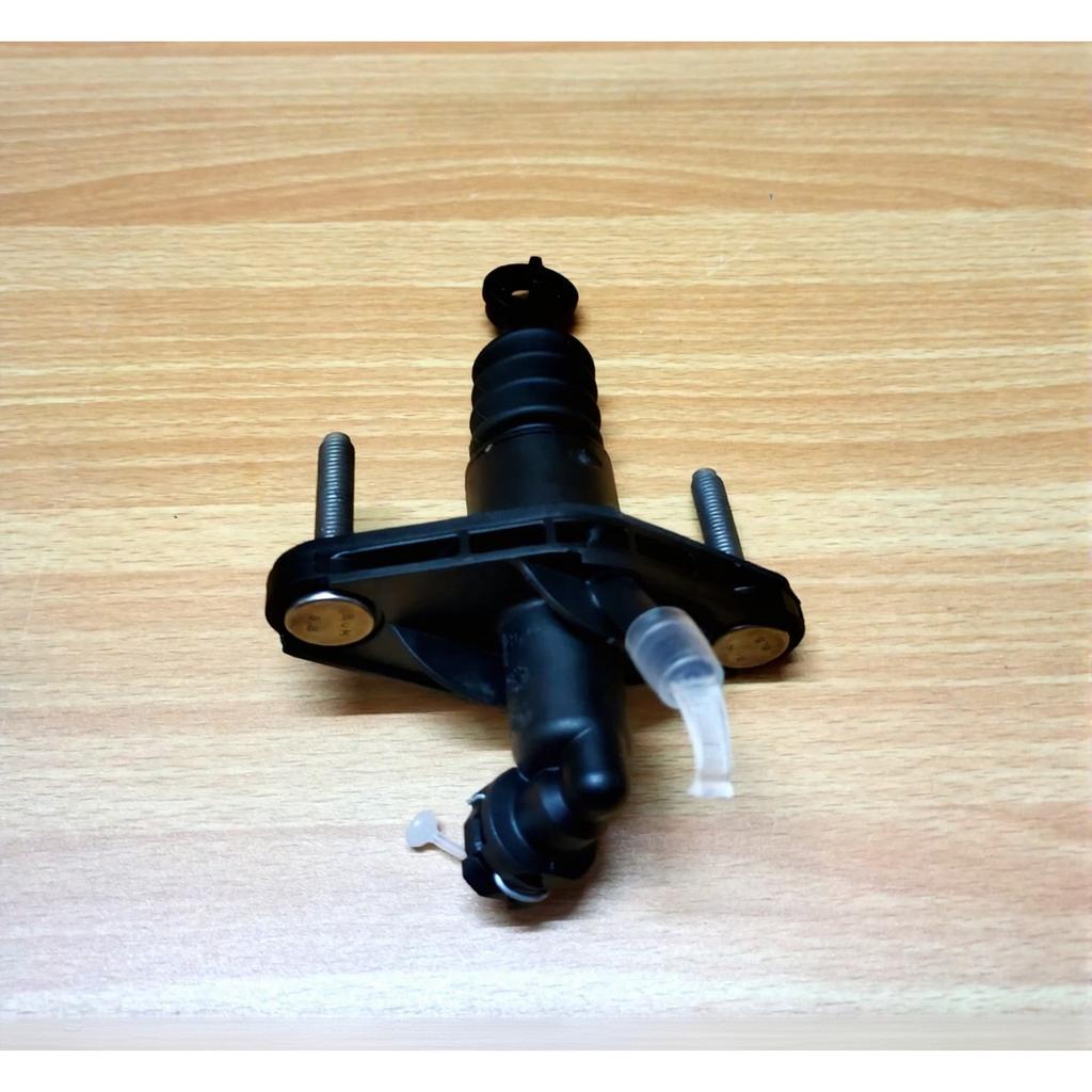 New Genuine Clutch Master Cylinder For Suzuki CIAZ 1.5L