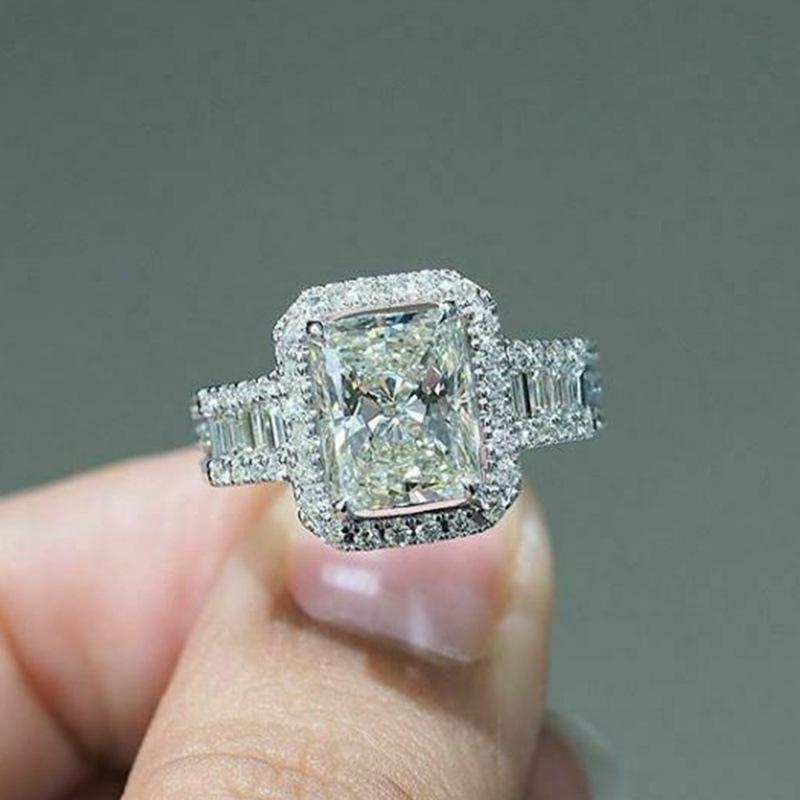 Ny Glitrende Firkantet Geometrisk Design Ringlys Luksus Personlig Mote Stil Forlovelses- og Bryllups Tilbehør