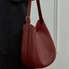 Large Capacity Commuter Simple Tote Bag for Women 2025 New Vintage Style Genuine Leather Crescent Bag Niche Versatile Shoulder Bag
