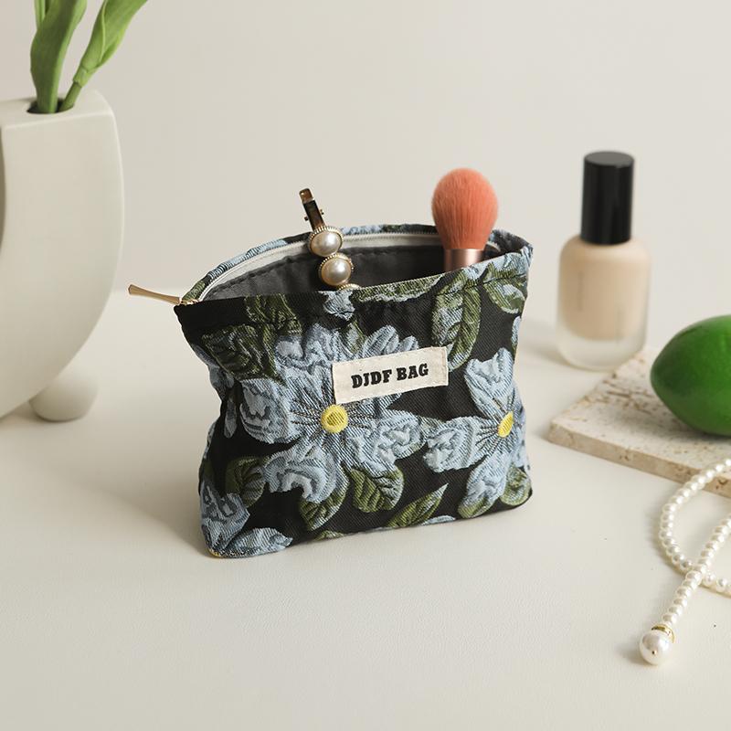 Women's Cosmetic Bag Small Vintage Purple Flowers Cosmetics Lipstick Storage Bag Portable Coin Purse Commuter Card Holder