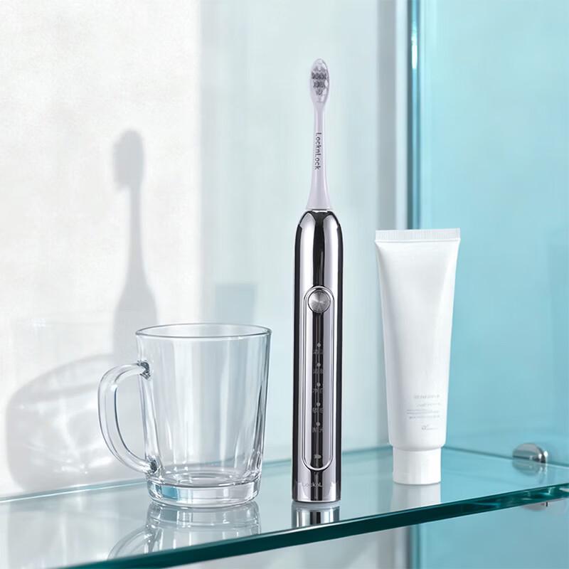 Lock&Lock ENR1347WHT Sonic Electric Toothbrush CN plug (adapter included)