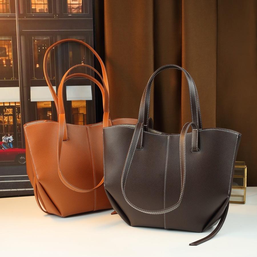 Fashion Hipster Going Out Large Capacity Portable Wing Bag Women'S Shoulder Solid Color Child And Mother Bag