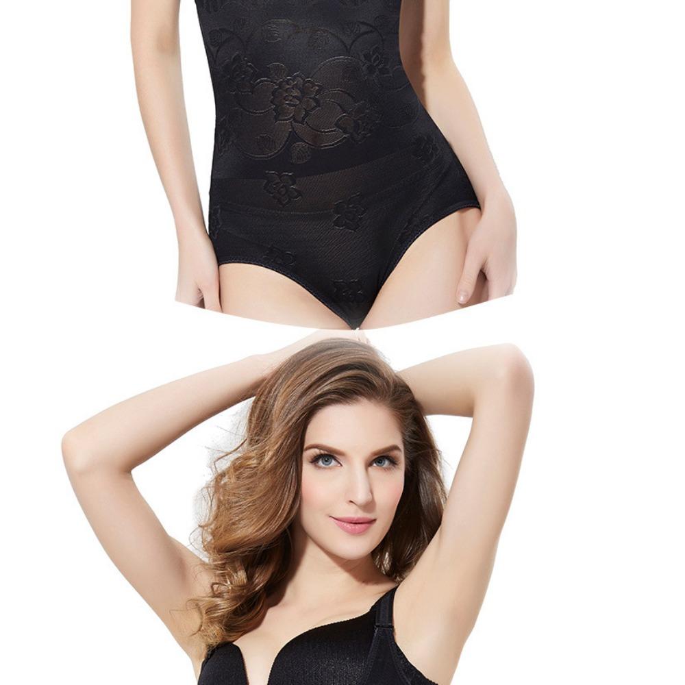 Body modelujące z odsłoniętą talią i odsłoniętym tyłem