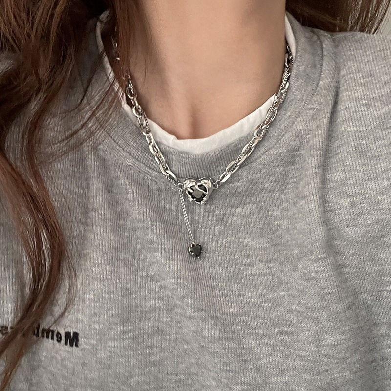 Lava Love Zircon Titanium Steel Sweater Necklace Women's Design Sense Niche High-end Accessories Hip-hop Collarbone Chain