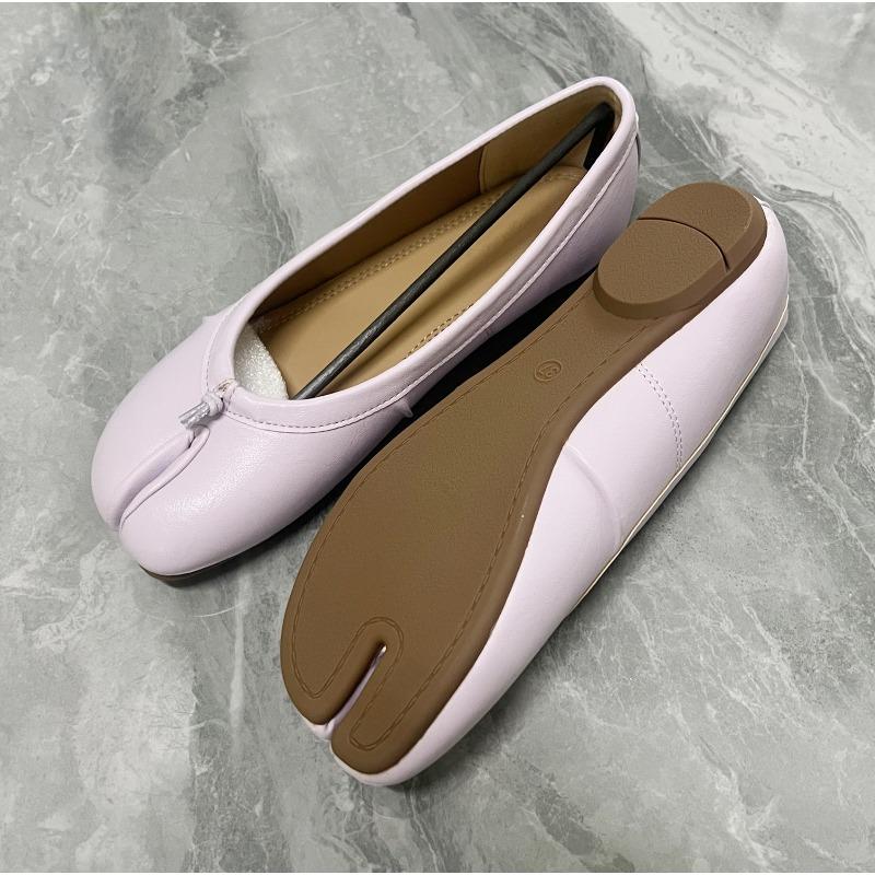 Split-toed Shoes for Women's New Niche Color Polka Dot Pleated Flat-soled Ballet Shoes, Shallow Mouth One-pedal Single Shoes for Women