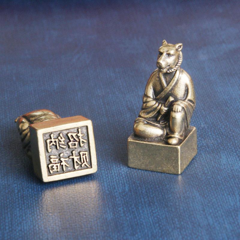 Brass Zodiac Guardian God Desktop Ornament Wealth Attraction Copper Seal Study Room Decoration Old Copperware Wholesale