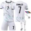 2025/26 Ronaldo Portugalsko venkovní fotbalový dres č. 7 Dětské sportovní oblečení Bílá 3 pásky na paži Klíčenka