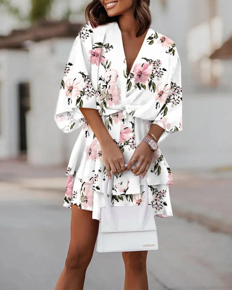 2025 Autumn V-Neck Loose Batwing Sleeve Printed Dress for Women