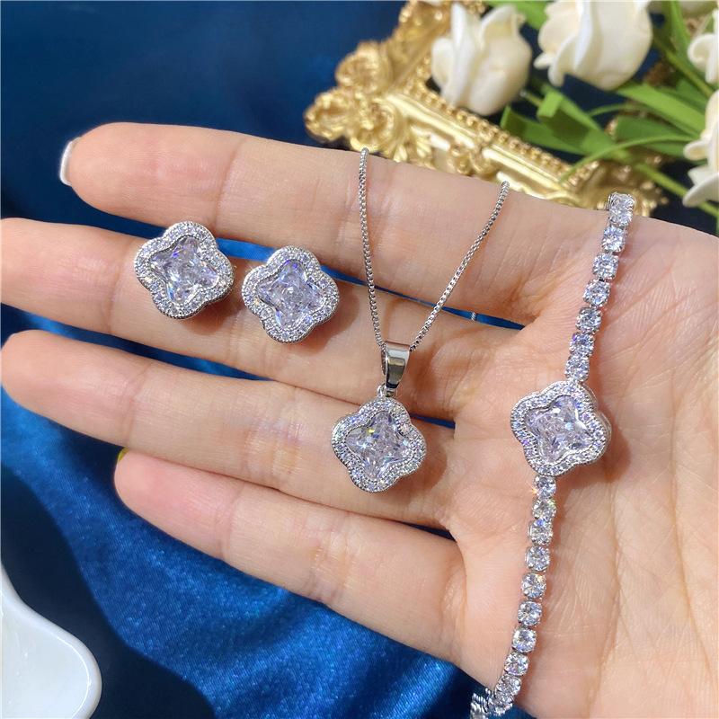 Zircon Color Crystal Necklace Set European and American Petal Zircon Earrings Necklace Bracelet Three-piece Set 2026