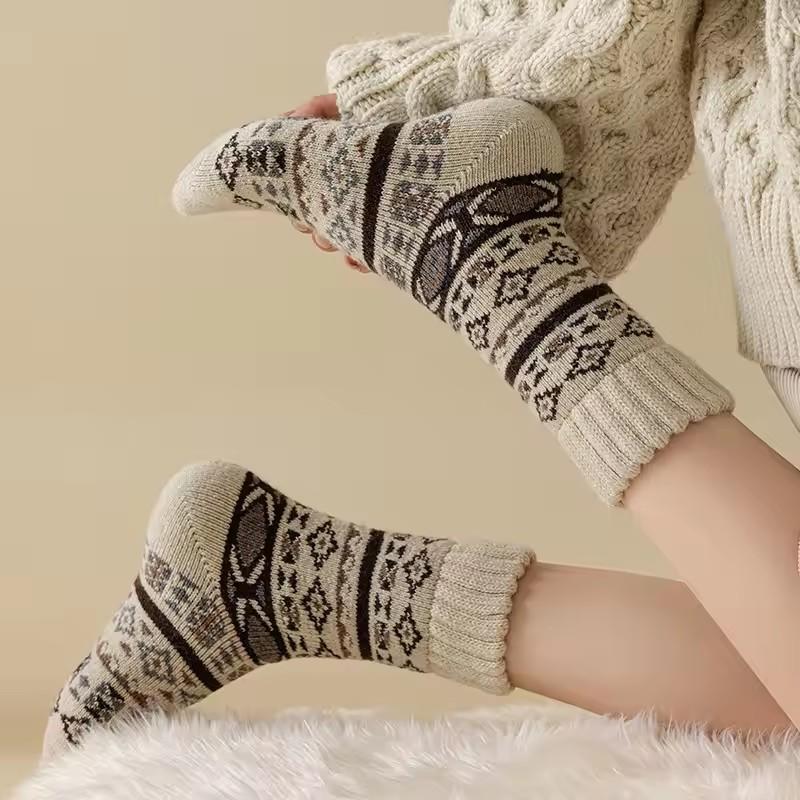Winter Wool Socks Thickened Socks Retro Ethnic Style Couple Style Warm Mid-Calf Terry Socks