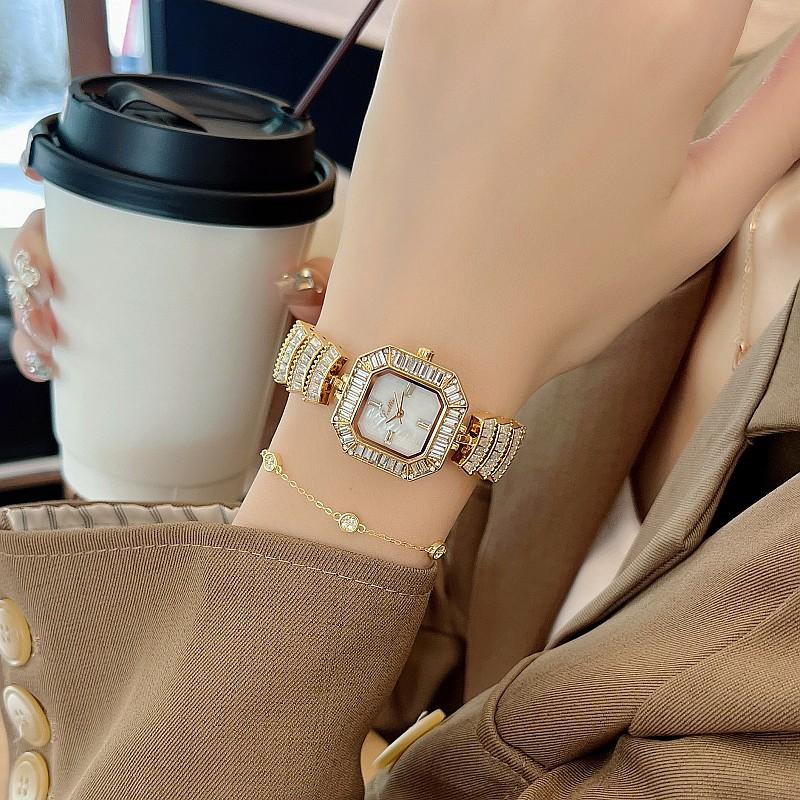 Fashion Square Women'S Watch Steel Belt Temperament Diamond Inlaid Personality Trend Casual Women'S Watch Simple Style