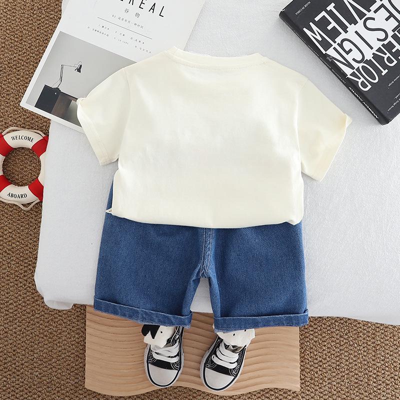 2025 Summer Boys' Cartoon T-shirt & Denim Shorts Set