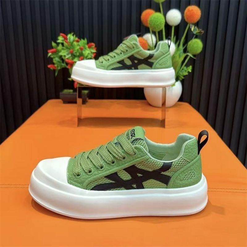 Men 's Casual Spring Fashion Skateboarding Students Comfortable Sneakers Boys Trending Soft Sole Breathable Shoes