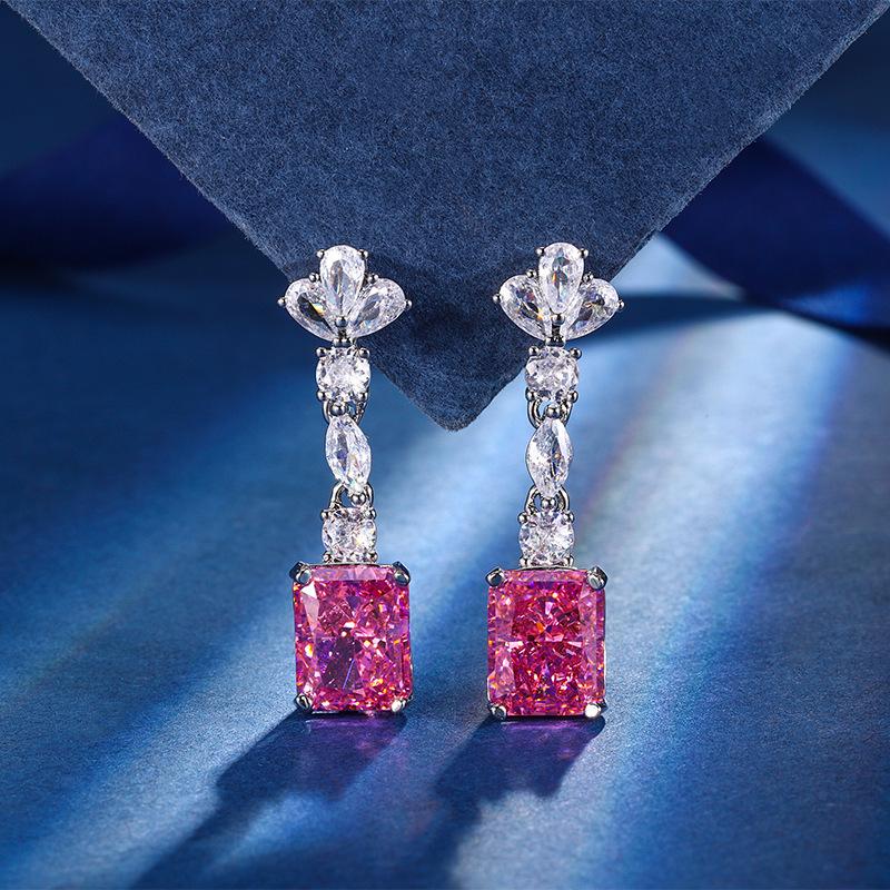 Autumn and winter new Huabi jewelry high carbon diamond ice flower cut copper inlaid pink diamond sugar cube set female host stone 8 * 10