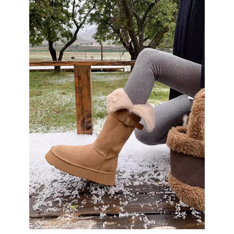 

Два носят коричневые пушистые ботинки на толстой подошве 2025 зимние бархатные полусапоги из хлопка средней высоты для тепла Северо-восточные сноубутсы женские 40