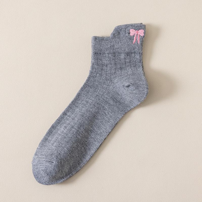 Women's Cute Japanese Style Bow Embroidery Mesh Ankle Socks