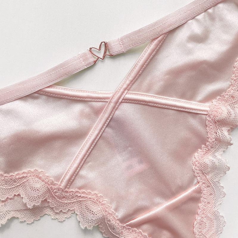 Lady Spring and Summer Sweet Ice Screen Yarn Sexy Lace Edge Hollow Love Temptation Taste Thong Underwear