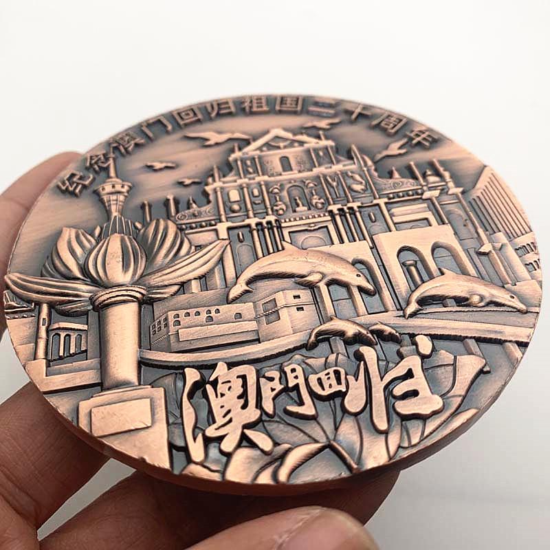 Zum 20. Jahrestag der Rückgabe Macaus, große Bronzemedaille, Gedenkmünze, Macau Tourismusgeschenk, Friedensdelphin