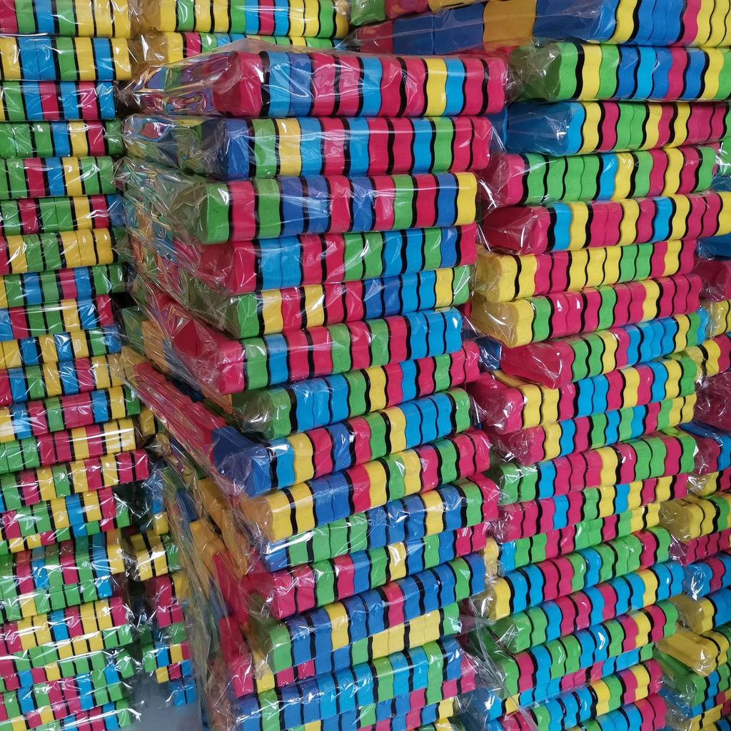 30Pcs Random Color Whiteboard Eraser Magnetic Felt Cloth Eraser Small Bone Eraser Office Essential Whiteboard Blackboard Eraser Reusable