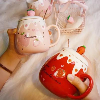 Hrnnek se jahodami a víčkem, Keramické hrnky 450 ml, Korejské hrnky na kávu, Roztomilý porcelánový hrnek na snídani pro ženy, studenty