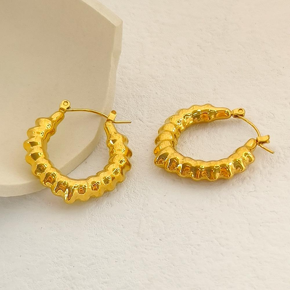 Threaded Slub Hoop Earrings for Women Stainless Steel Heart Shape Hollow Earring Trending Wedding Aesthetic Jewelry Gift