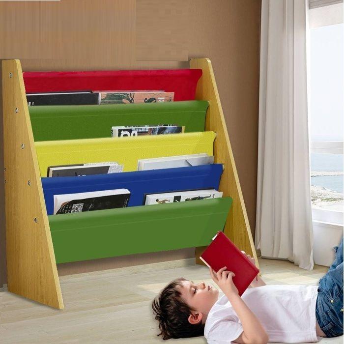 GINGER HOME – Étagère Bibliothèque Enfant 4 Compartiments, Meuble de Rangement Livres et Jouets, Structure Bois et Tissu Multicolore