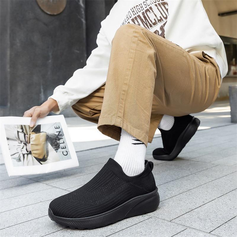 Spring new wide sole breathable cloth shoes large size sports and leisure shoes flying woven shoes lazy shoes
