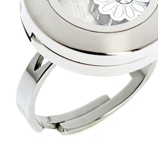 Round Photo Locket Ring Adjustable Ring with Locket Holds Pictures Pills Women Men Stainless Steel Ring for Daily Wear Parties And Dates