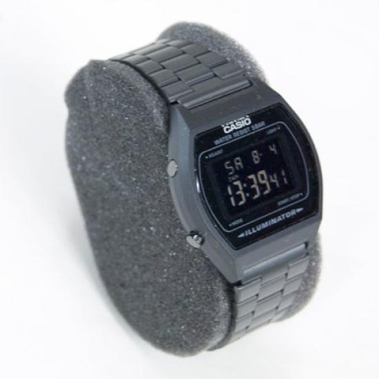Casio Standard Digital Watch Black with Inverted LCD B640WB-1BJF Standard,