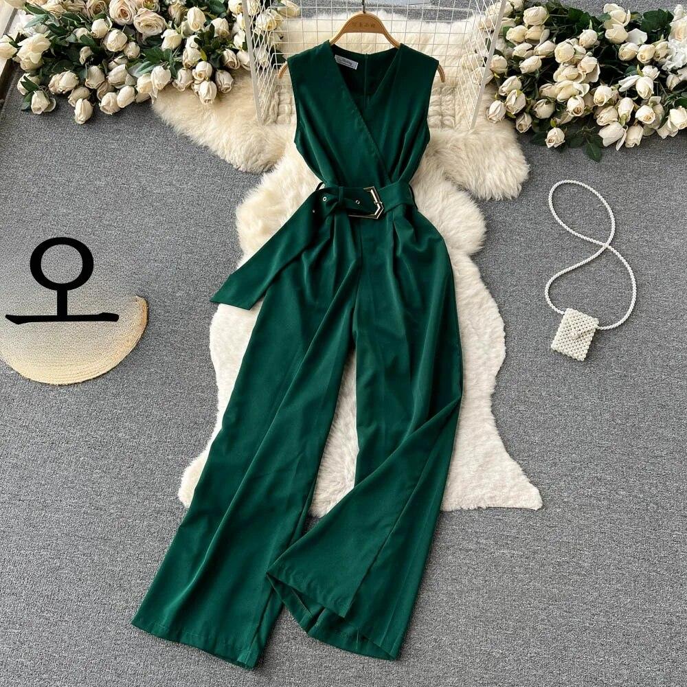 

2024 весна и лето, новый сексуальный облегающий комбинезон с v-образным вырезом, темпераментный ремень на талии, женские изящные прямые широкие длинные брюки One Size темно-зеленого