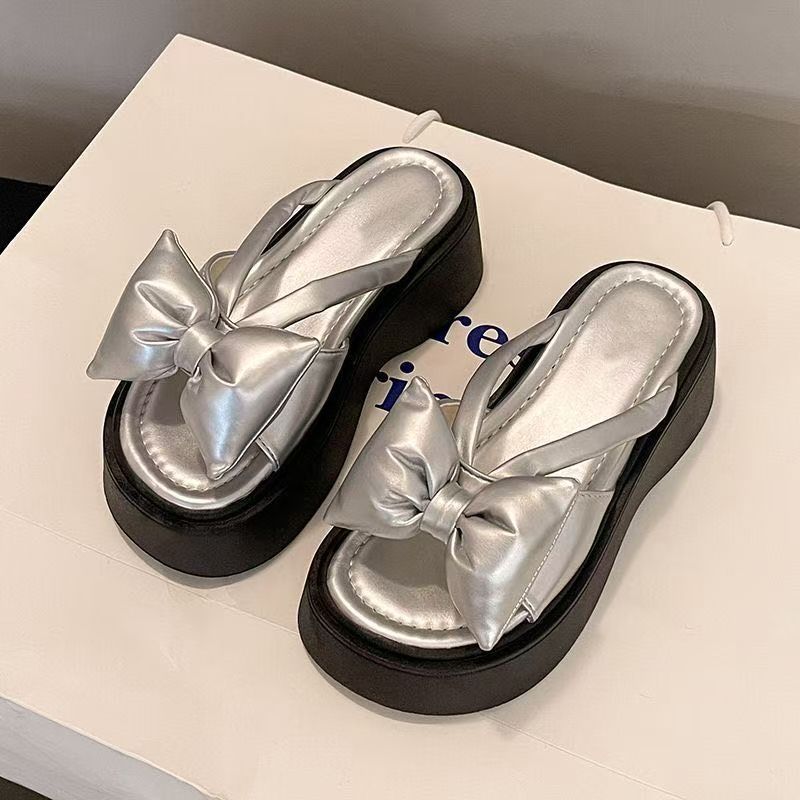 Outdoor Wear Fashion Popular Versatile Round Head Muffin Shoes Summer 2025 New Bow Thick-soled Beach Cool Slippers