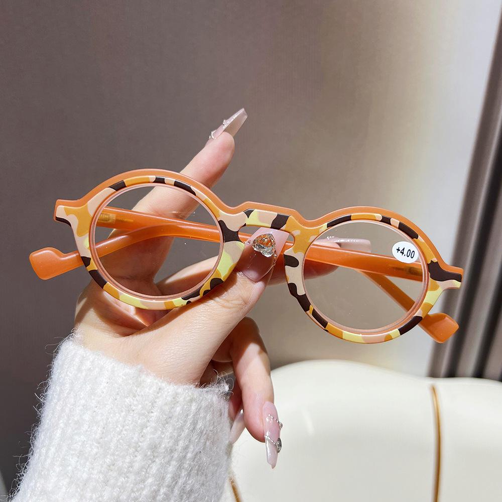 New Retro Ultra Light Small Round Frame Hip-Hop Reading Glasses European And American Fashion Personality Trend Reading Glasses