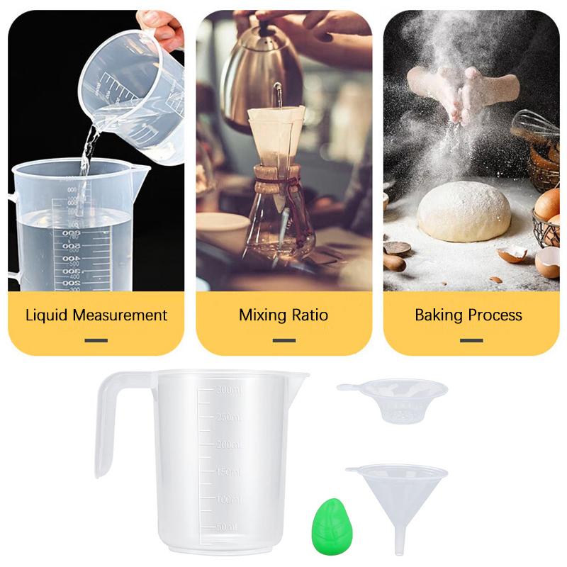 

1 Set 300Ml Test Measuring Cups With Handle Plastic Lab Beaker Graduated Mug Beaker Kitchen Tools Volumetric Measuring Cups 1 set