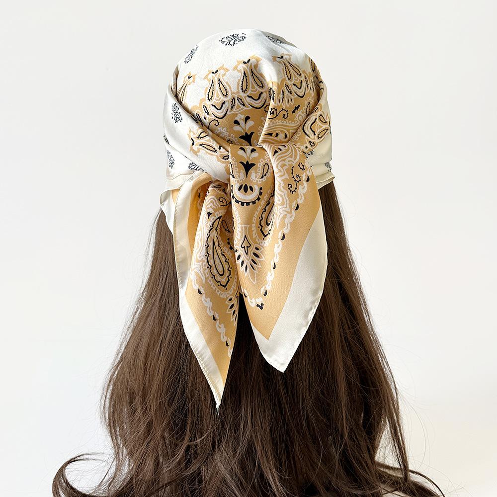 Black and White Cashew Floral Silk Scarves Wholesale Hot-selling, 71cm Headscarves, Headscarves, Square Scarves for Women, Summer Thin Scarves