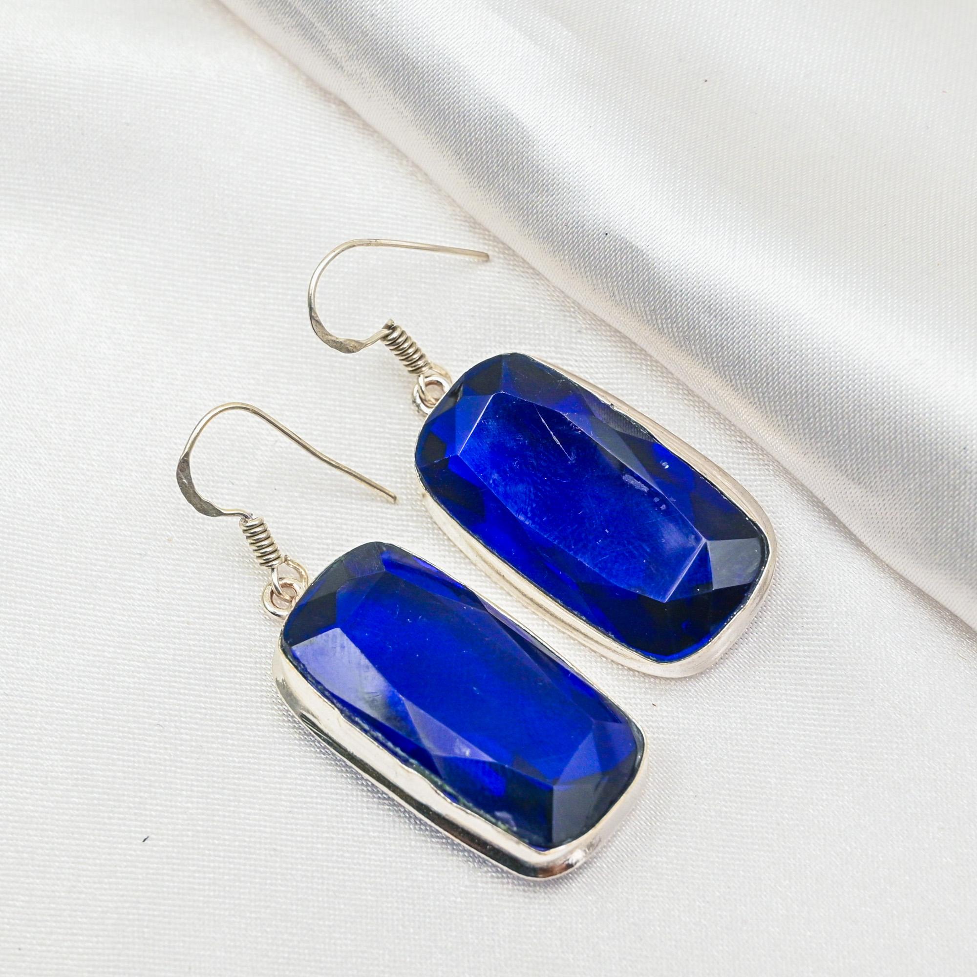 

Серьги с синим сапфиром, серьги с драгоценными камнями ручной работы, серьги из цельного серебра 925 пробы, антикварные ювелирные изделия, для подарка на помолвку 1.96 Inches синий