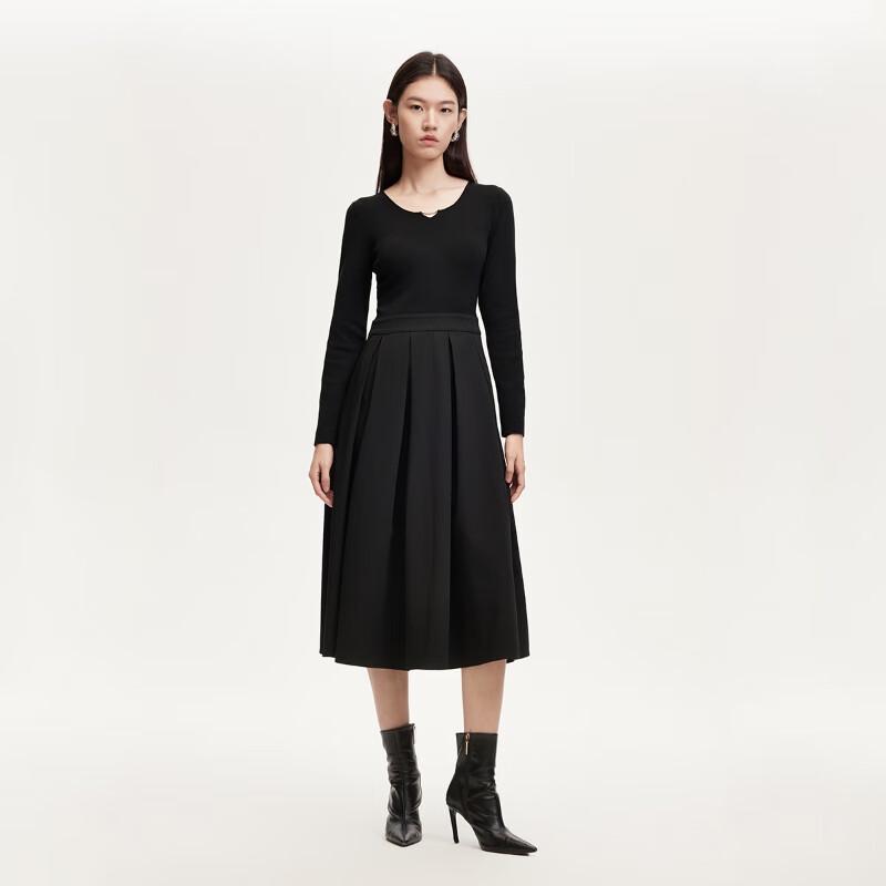 

VEROMODA 2024 Early Autumn Knitted Pleated Hepburn Little Black Dress S