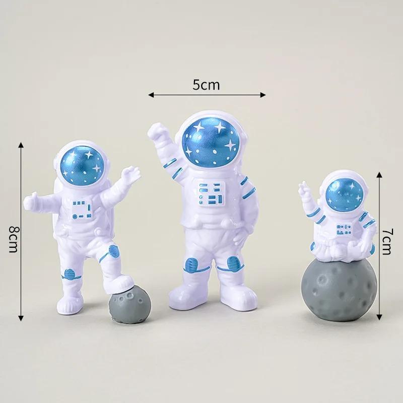 4 szt. Figurka Astronauty Statua Figurka Kosmonauta Rzeźba Zabawka Edukacyjna Dekoracja Biurka Domu Model Astronauty Dla Dzieci Prezent