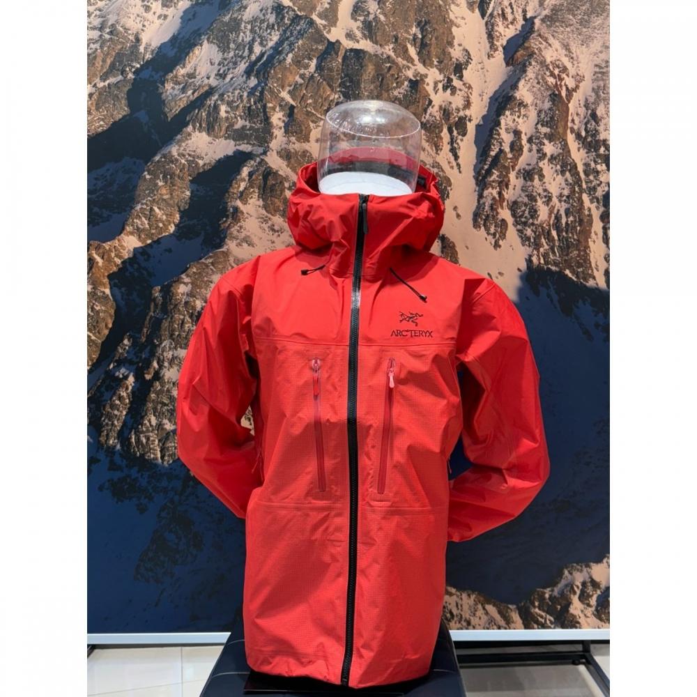 

Arc Teryx 24fw Alpha Jacket Men S Ajofmx6454 LT VITALITY / BLACK SAPPHIRE/XL