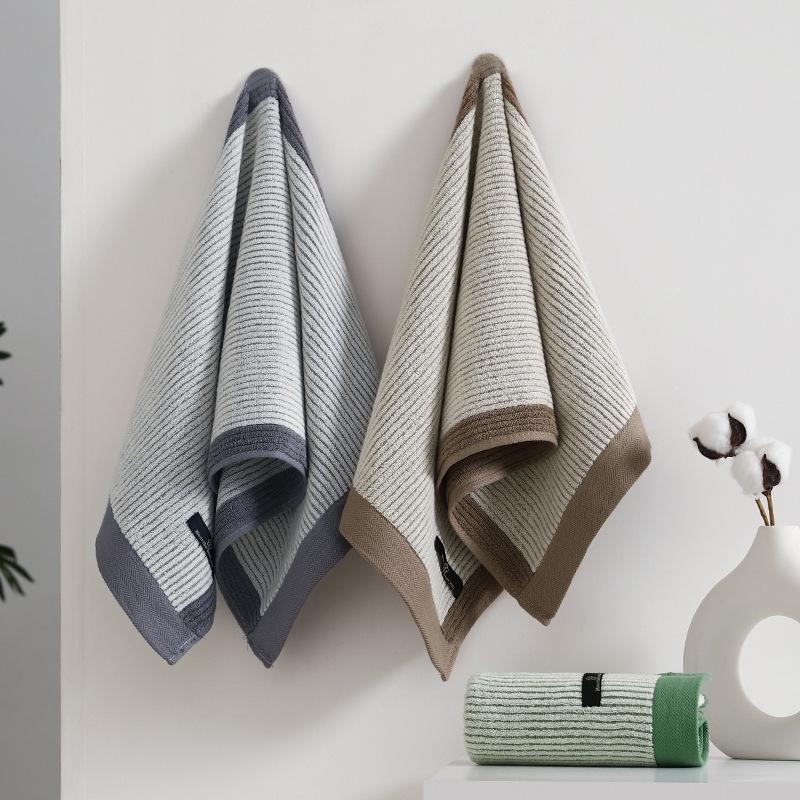 Extra Large Thick Pure Cotton Bath Towel - Absorbent Xinjiang Cotton for Couples