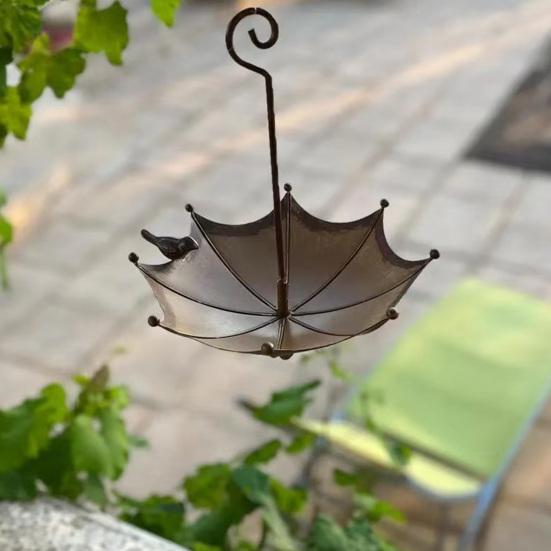 Outside Umbrella Bird Feeder Weather-proof Metal Hanging Outdoor Garden Patio Yard Hanging Bird Bath Feeding Bowl Decoration